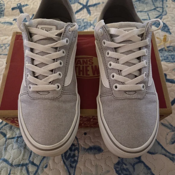 Vans Gray Sneakers Size 8.5 - Picture 3 of 5